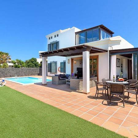 Hipoclub Villas, "Rosa" Villa Playa Blanca  Ngoại thất bức ảnh