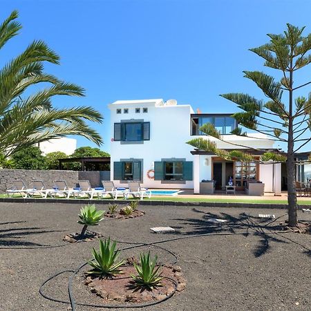 Hipoclub Villas, "Rosa" Villa Playa Blanca  Ngoại thất bức ảnh