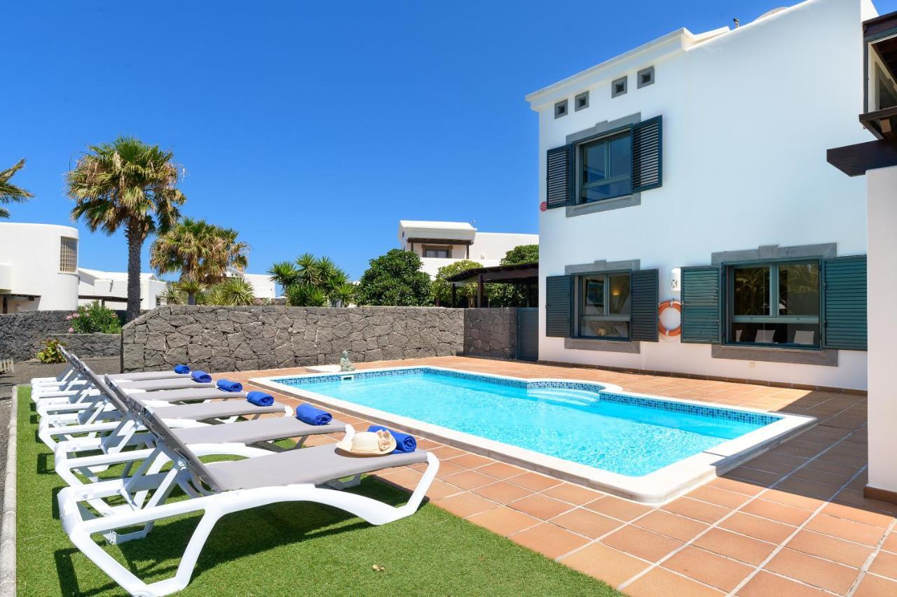 Hipoclub Villas, "Rosa" Villa Playa Blanca  Ngoại thất bức ảnh