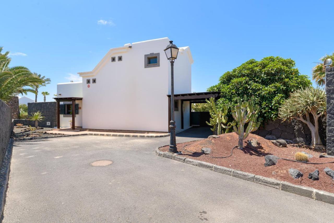 Hipoclub Villas, "Rosa" Villa Playa Blanca  Ngoại thất bức ảnh